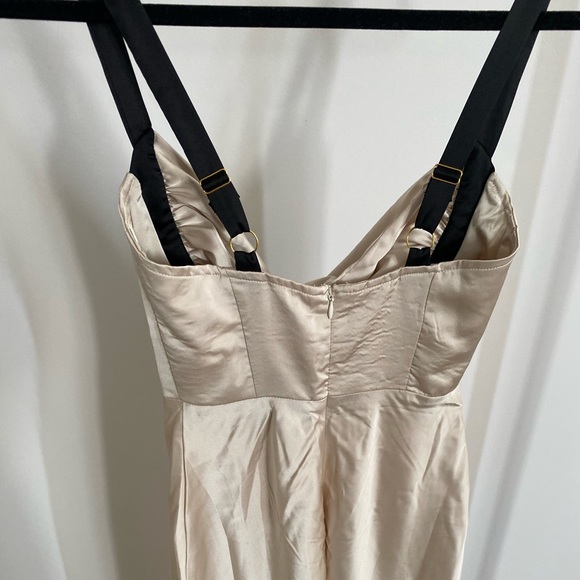 Runaway The Label, Kelsi Midi Dress - Picture 4 of 6